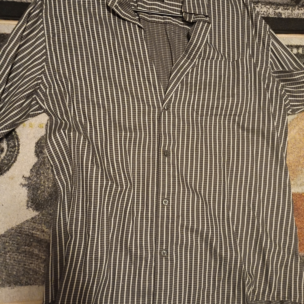 Men's Black and White Striped Shirt